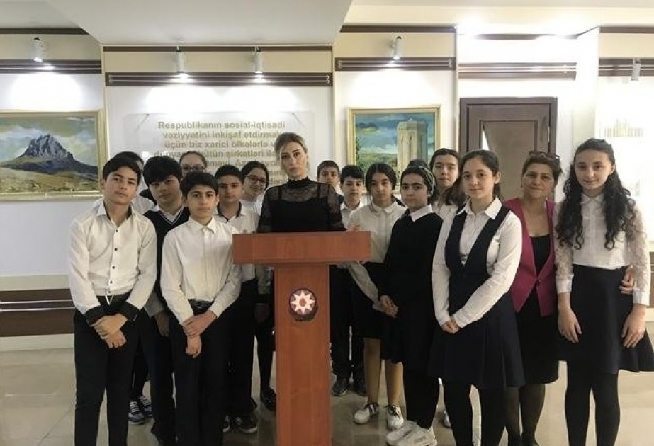 Yasamal rayon Heydər Əliyev Mərkəzi ilə tanışlıq şagirdlərdə zəngin təəssürat yaradıb