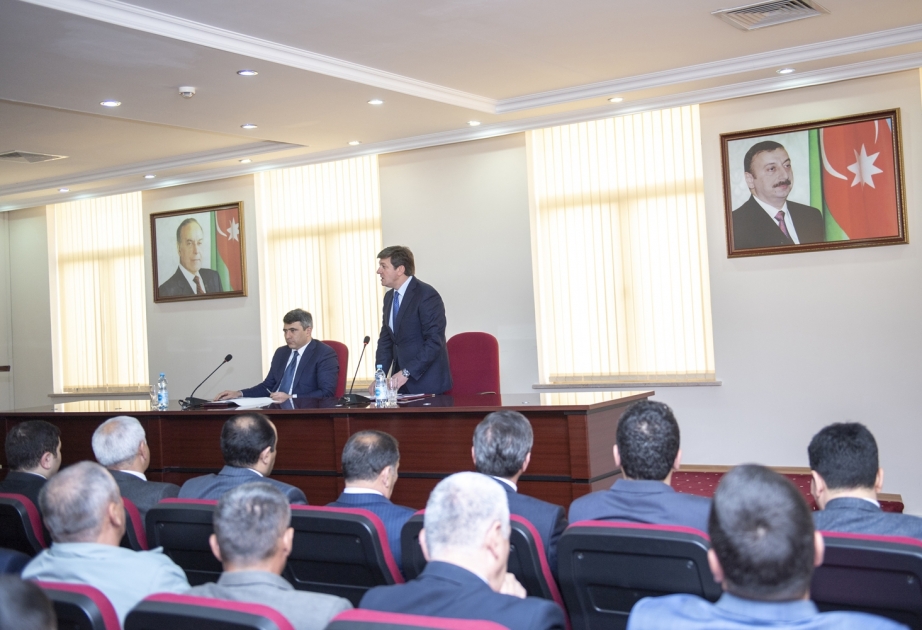 Kənd təsərrüfatı naziri Qəbələdə fermerlərlə görüşüb