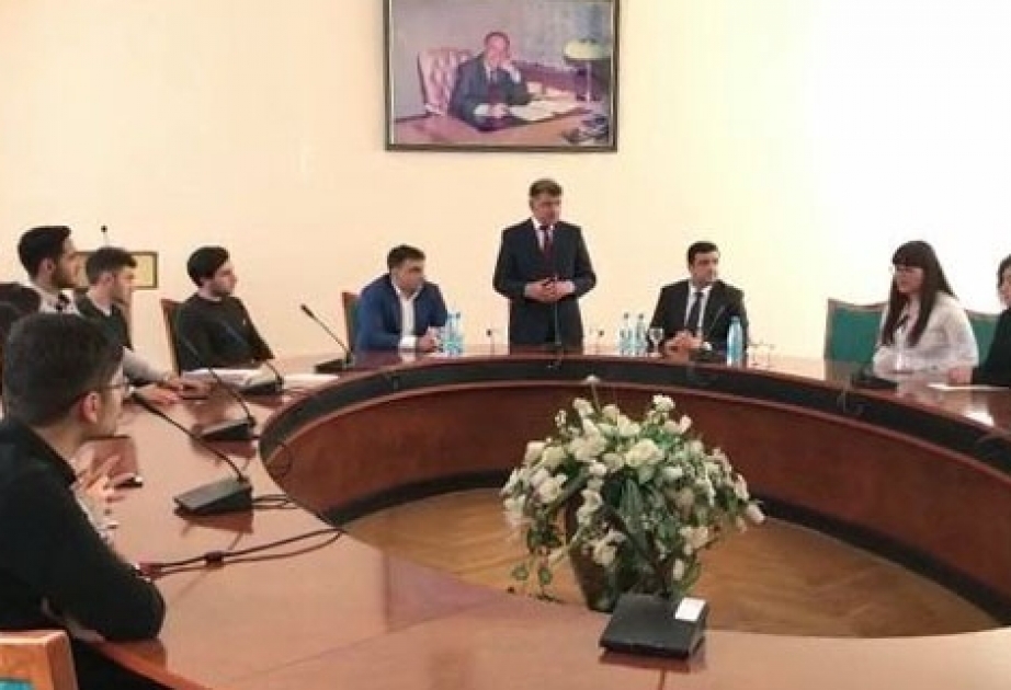 “Təbiəti könüllü qoruyaq” könüllülər qrupuna 300-dən çox gənc qoşulub