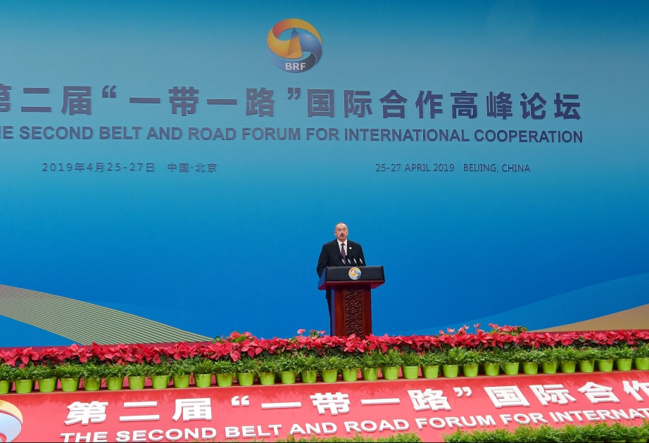 Zweites Kooperationsforum "Ein Gürtel, eine Straße" hat in Peking seine Arbeit begonnen  Präsident Ilham Aliyev nimmt am Forum teil VIDEO