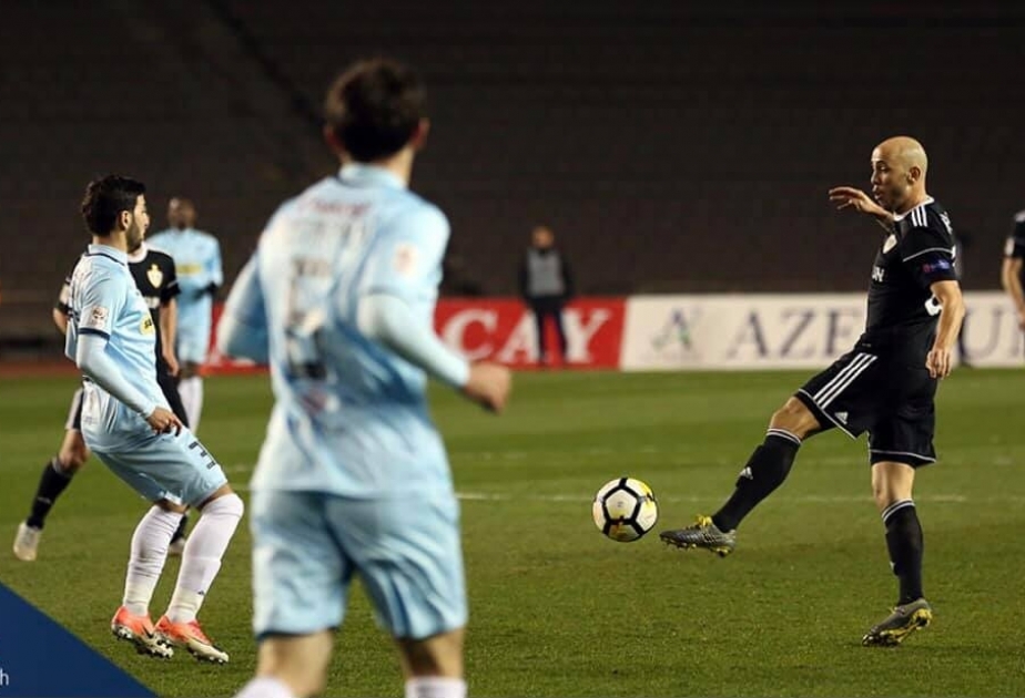 Topaz Premyer Liqası: “Qarabağ” komandası “Zirə”nin qapısından üç cavabsız top keçirib