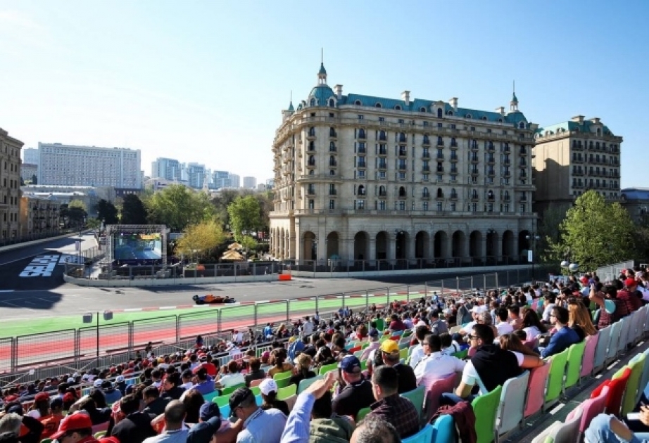 За уик-энд трассу в Баку посетили около 85 тысяч зрителей