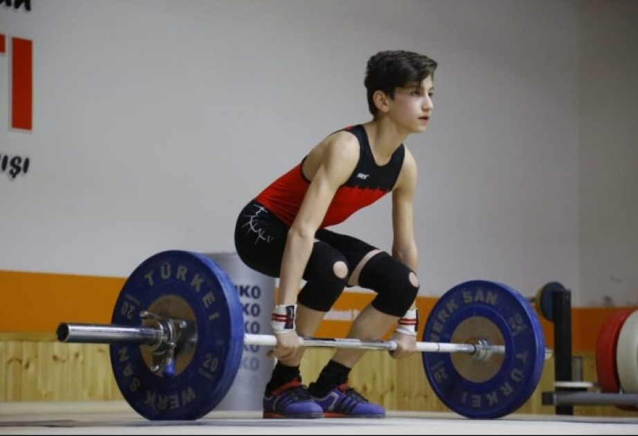 Ağır atletika üzrə respublika yarışlarının Lənkəran mərhələsinə yekun vurulub