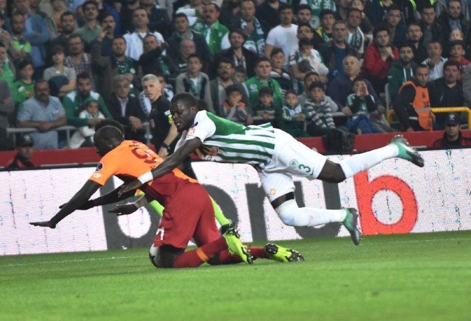 Türkiyə Super Liqası: "Qalatasaray" liderlik şansını əldən verib