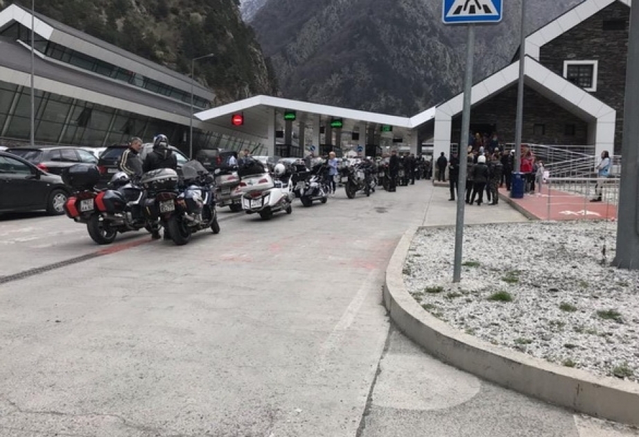 Gürcüstan sərhədçiləri rusiyalı baykerləri ölkəyə buraxmayıblar