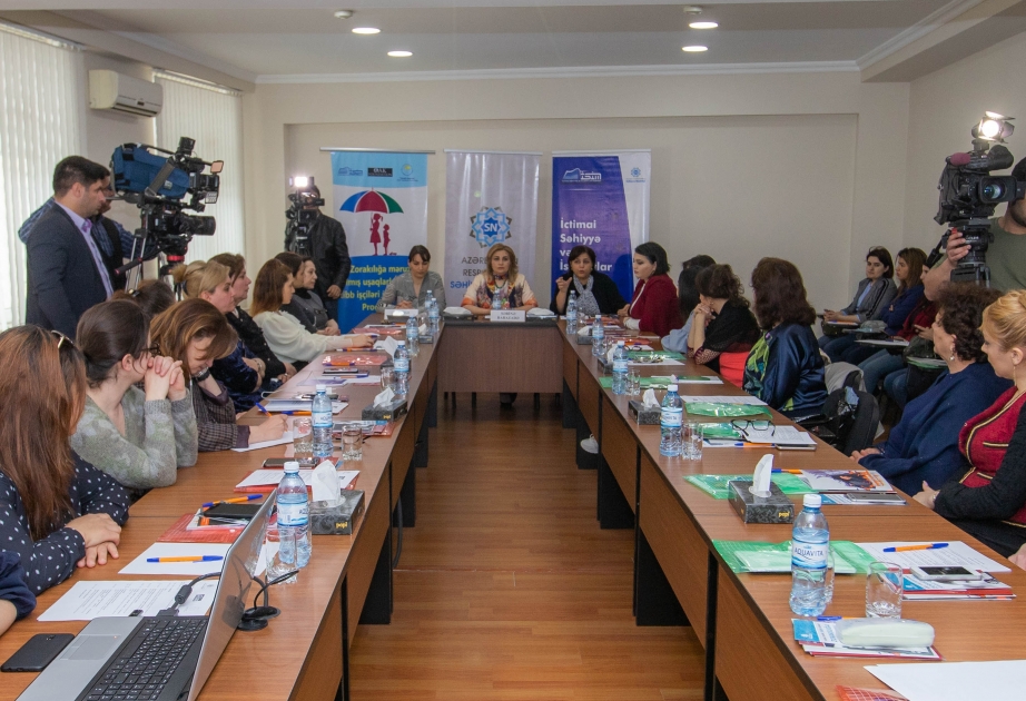 Zorakılığa məruz qalmış uşaqlarla işləyən tibb işçiləri üçün üçgünlük təlim keçirilir