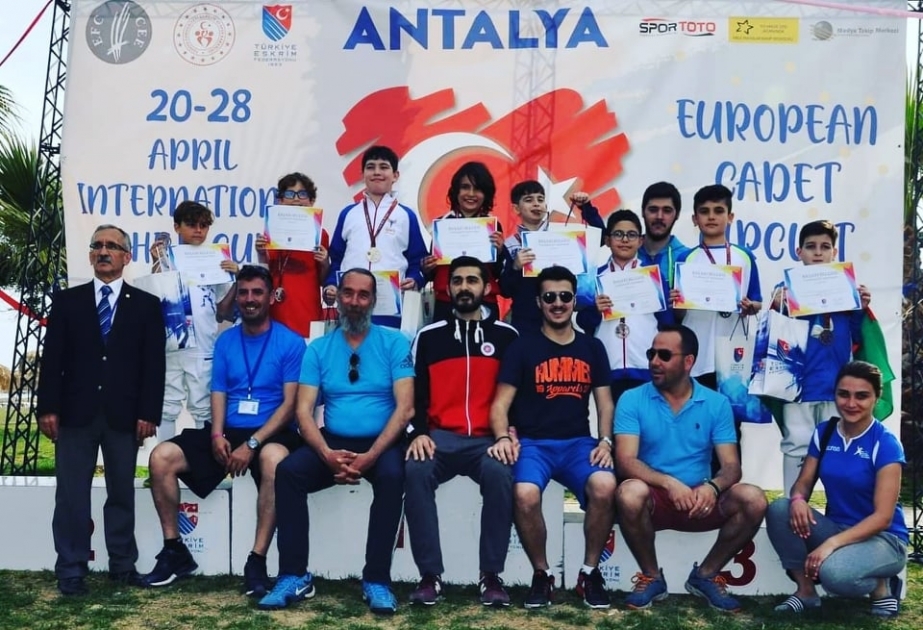 Qılıncoynadanlarımız Antalyada bürünc medal qazanıblar
