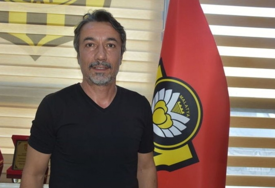 Superliqa klubuna yeni baş məşqçi təyin olunub