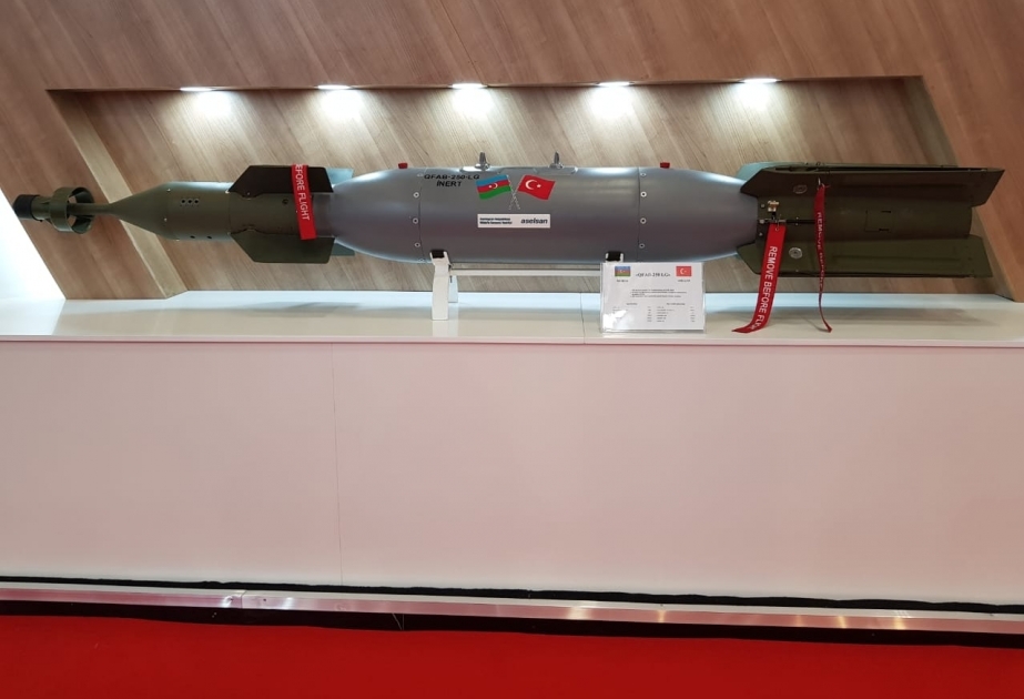 L’Azerbaïdjan présente sa bombe aérienne QFAB-250 LG au Salon IDEF-2019