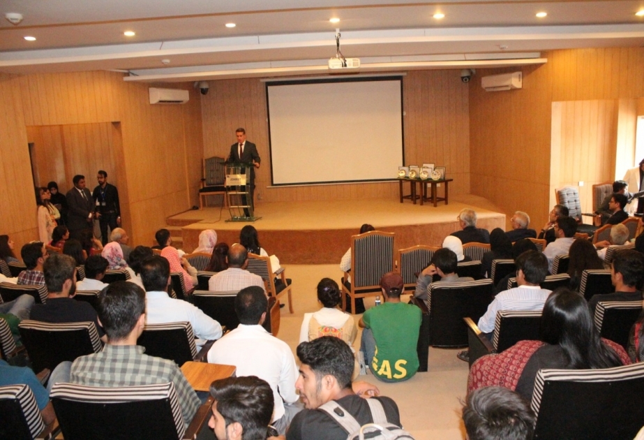İslamabadda “Uşaqların müdafiəsində cəmiyyətin rolu və məsuliyyəti” mövzusunda seminar keçirilib