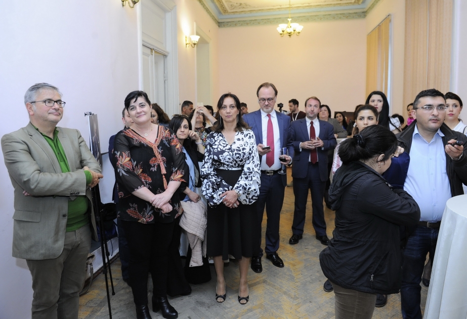 Fransız fotoqraf Nikolas Landemardın fotosərgisi maraqla qarşılanıb