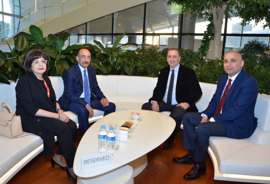 Nazir Əbülfəs Qarayev Gürcüstanın təhsil, elm, mədəniyyət və idman nazirinin birinci müavini ilə görüşüb