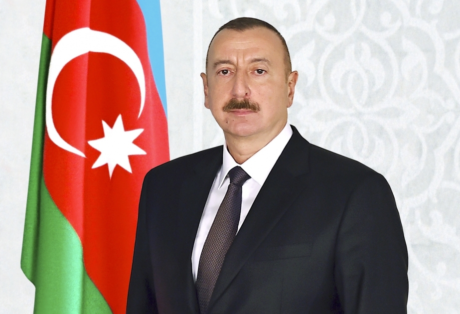 Presidente de Azerbaiyán envió una carta de felicitación al Emperador de Japón