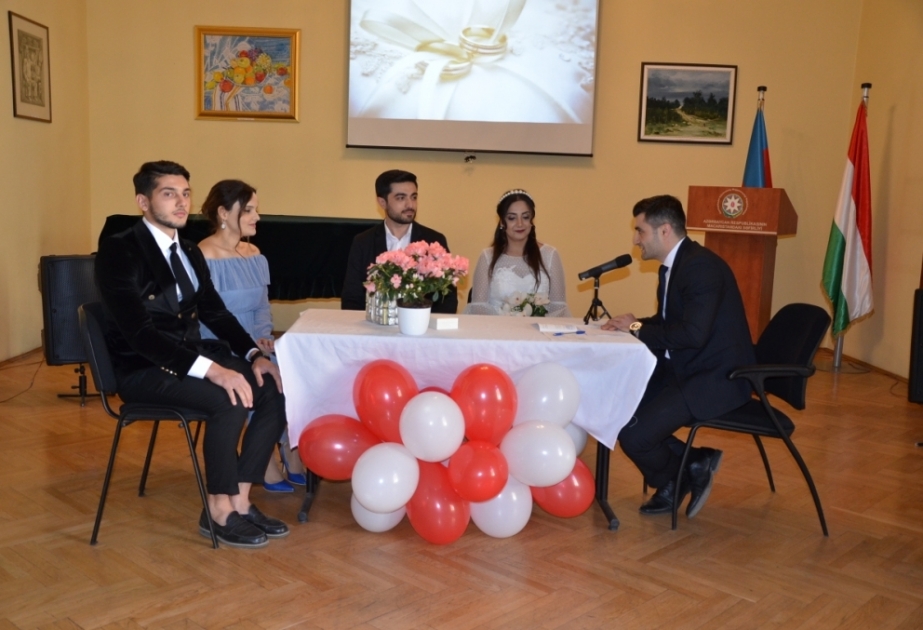 Səfirlikdə nikah mərasimi