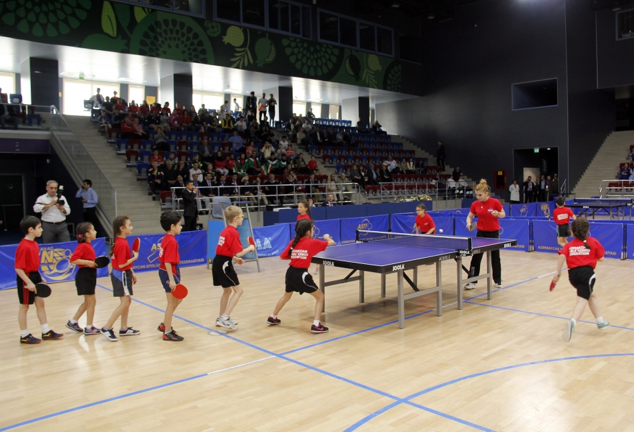 Stolüstü tennis üzrə beynəlxalq turnirdə ilk mükafatçılar müəyyənləşib
