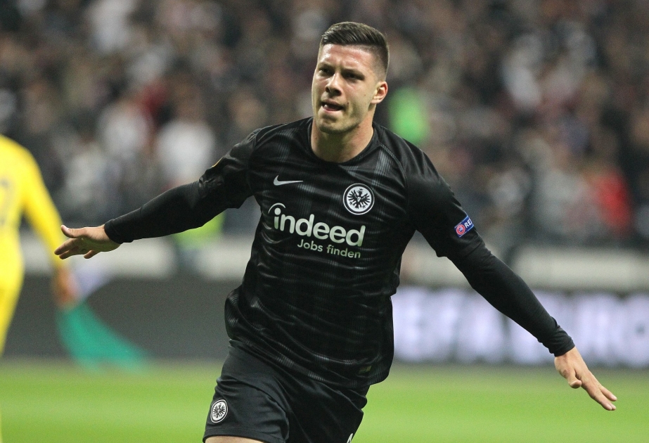 “Valensiya” “Arsenal”a məğlub olub, “Çelsi” isə “Ayntraxt”la heç-heçə edib