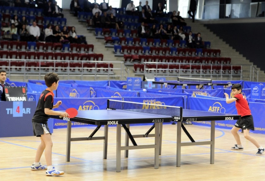 Yeniyetmələr arasında stolüstü tennis üzrə beynəlxalq turnir davam edir