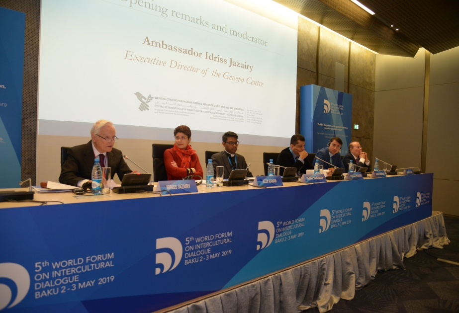 Forum çərçivəsində bərabər vətəndaşlıq hüquqlarının dəstəklənməsi mövzusunda müzakirələr aparılıb VİDEO