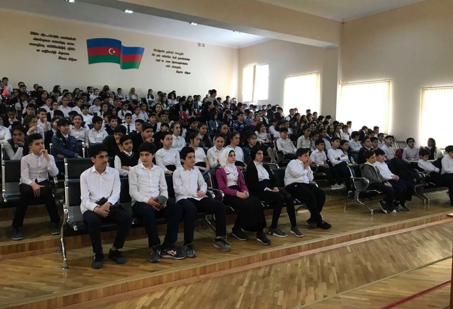 “Sağlam məktəbli” layihəsi çərçivəsində Bakı, Lənkəran və Kəlbəcər məktəbliləri ilə görüş keçirilib