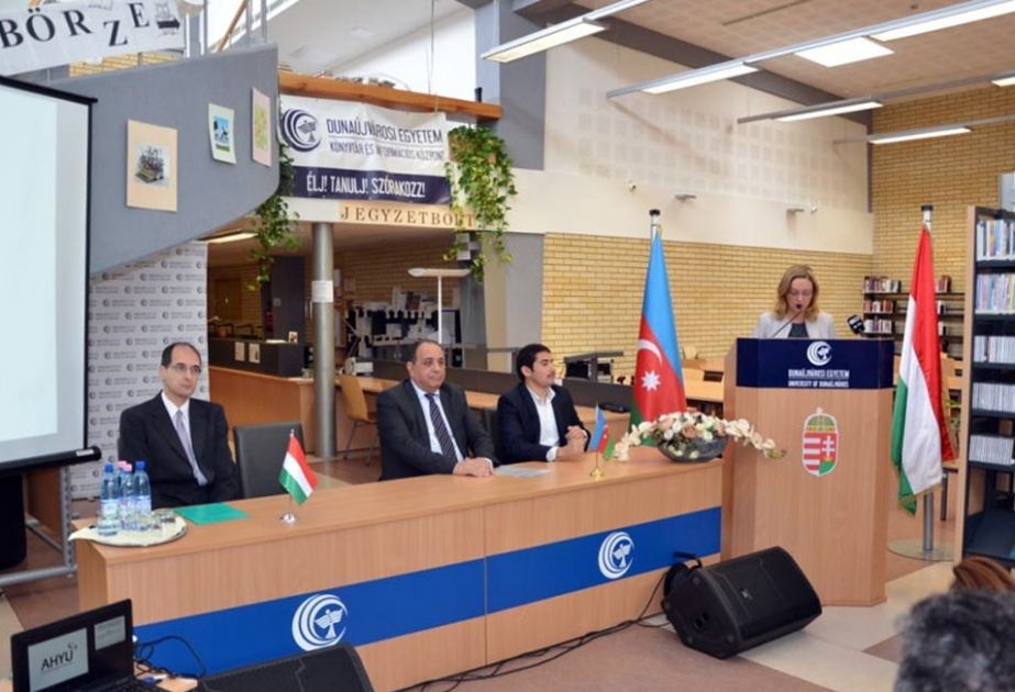 Macarıstanın Dunayvaroş Universitetinin kitabxanasında Azərbaycan guşəsi açılıb VİDEO