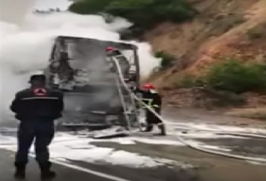 Antalyadan Tbilisiyə gələn sərnişin avtobusu Gürcüstan ərazisində yanıb
