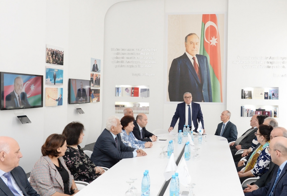 Dövlət İdarəçilik Akademiyasında ulu öndər Heydər Əliyevə həsr olunmuş elmi konfrans təşkil edilib  YENİLƏNİB