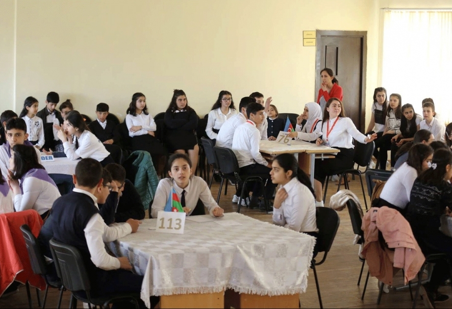 Məktəblilərarası breyn-rinq yarışının növbəti mərhələsi Bakı mövzusuna həsr olunub