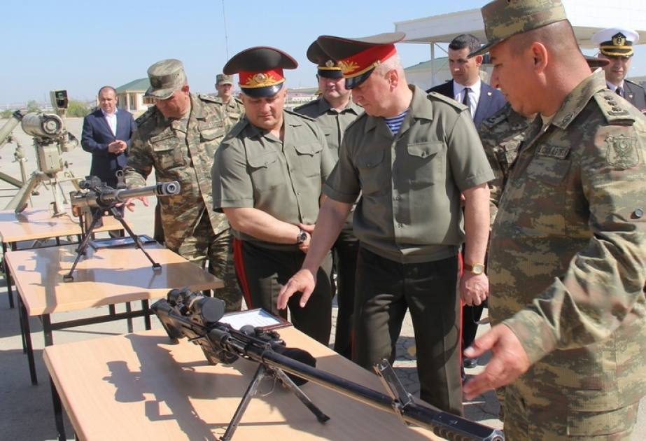 Belarus Silahlı Qüvvələrinin nümayəndə heyəti Müdafiə Nazirliyinin hərbi hissəsində olub