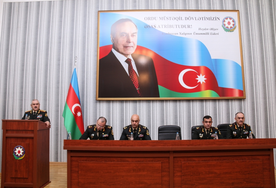 Səfərbərlik və Hərbi Xidmətə Çağırış üzrə Dövlət Xidmətində müşavirə keçirilib