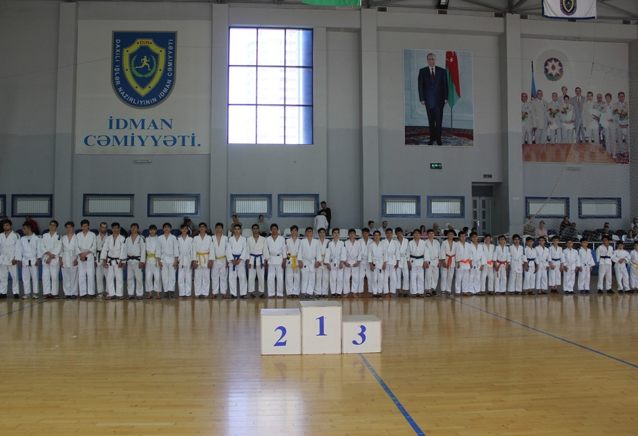 Daxili İşlər Nazirliyinin İdman Cəmiyyətində Qələbə Gününə həsr olunmuş yarış keçirilib