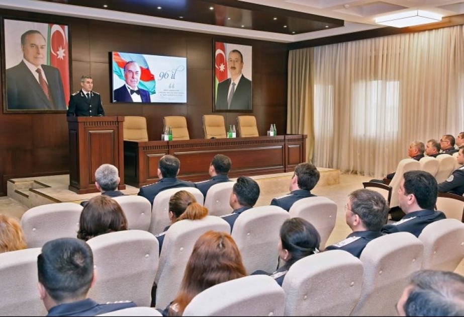 Dövlət Miqrasiya Xidmətində ümummilli lider Heydər Əliyevin anadan olmasının 96-cı ildönümü qeyd edilib