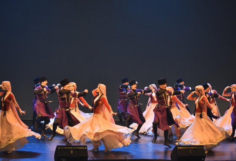 Magníficas danzas folclóricas de Azerbaiyán