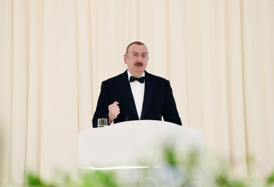 Presidente de Azerbaiyán: El apoyo del pueblo nos permite profundizar las reformas