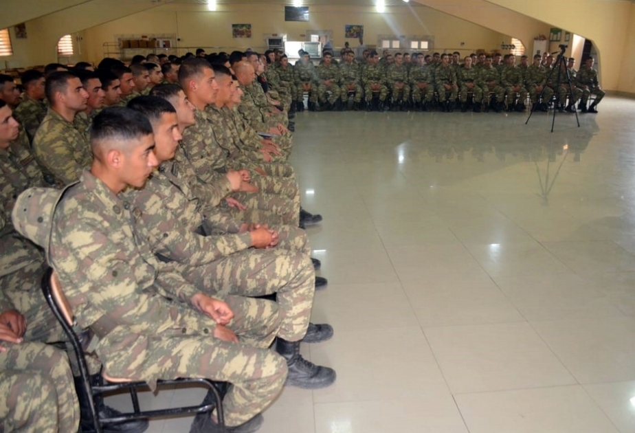 Cəbhə bölgəsindəki hərbi hissədə İmadəddin Nəsiminin yubileyinə həsr olunmuş tədbir keçirilib