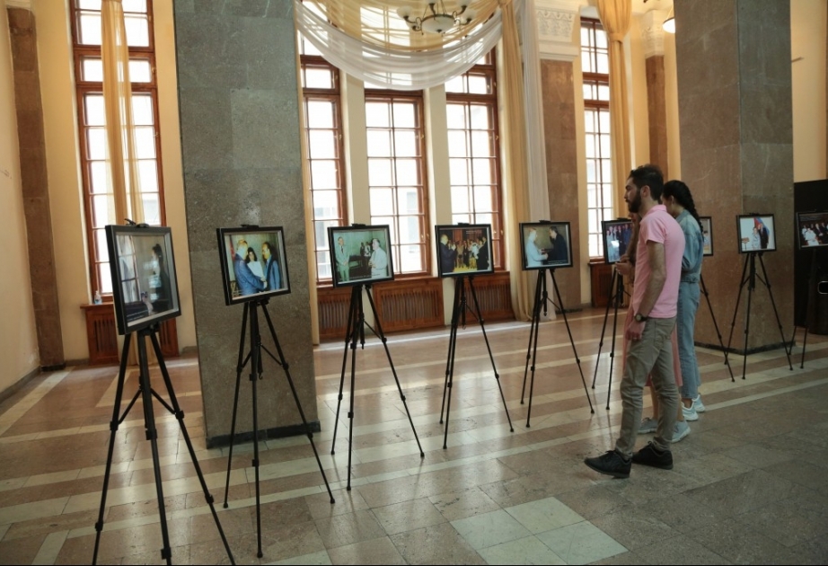 Dövlət Teatr Muzeyində “Mədəniyyətimizin keşiyində” adlı fotosərgi açılıb