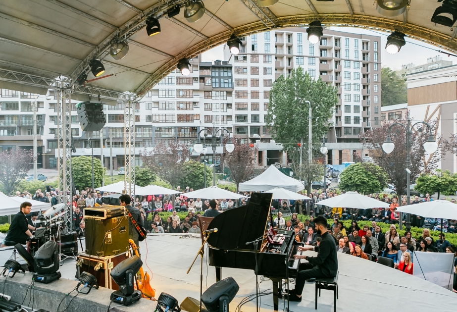 Festival Etno-Jazz dedicado a la memoria del líder nacional de Azerbaiyán Heydar Aliyev se llevó a cabo en Kiev