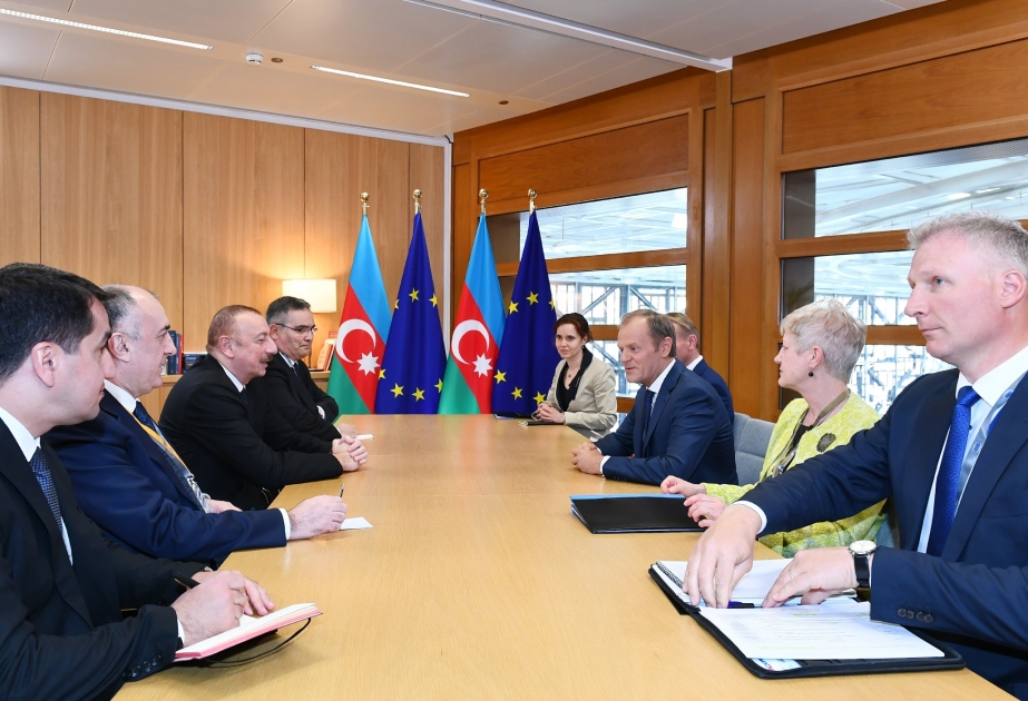 President Ilham Aliyev met with President of European Council Donald Tusk VIDEO