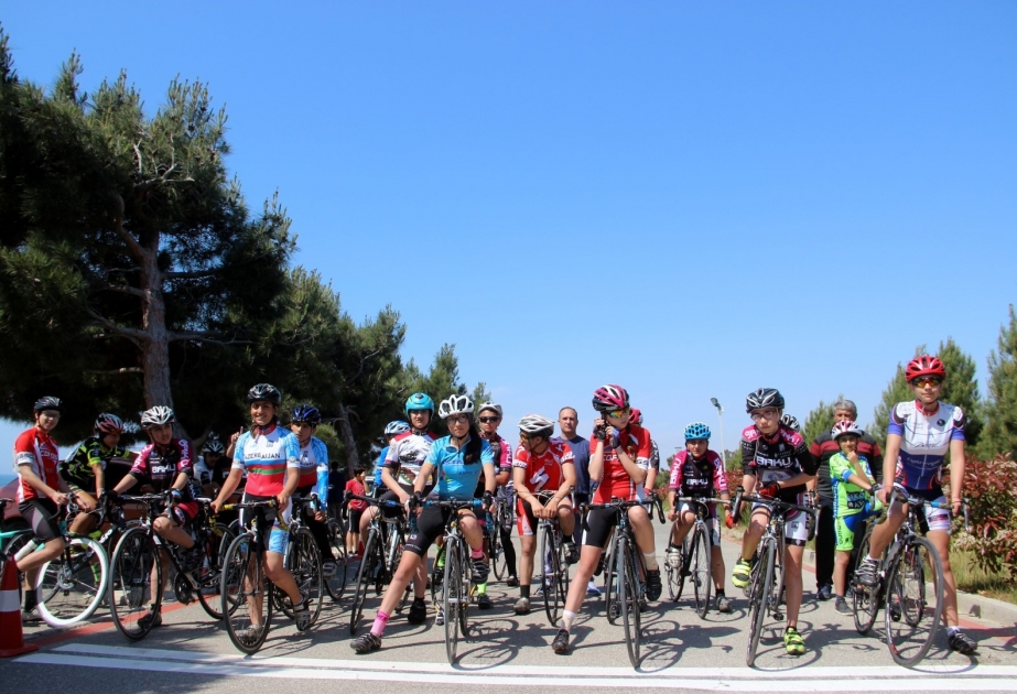 Velosiped idmanının fərdi və qrup ötüşməsi üzrə Bakı çempionatına yekun vurulub