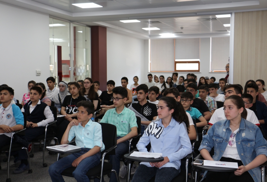 Avropa Pul Viktorinasının seçim turunda iştirak etmiş şagirdlər üçün təlim təşkil olunub