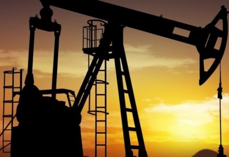 В апреле предложение на глобальном рынке нефти сократилось