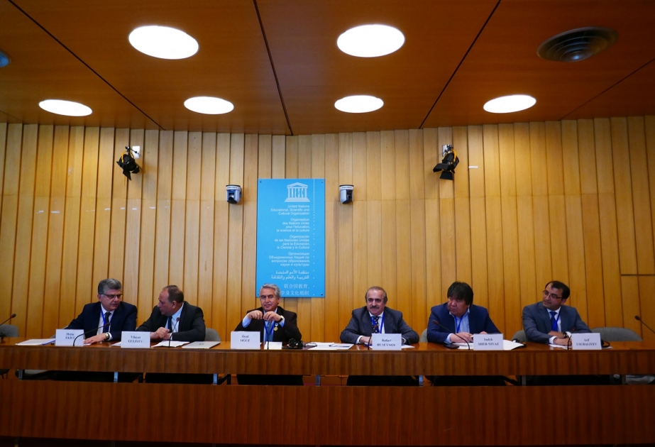 UNESCO-da “Böyük Çöl: mədəni mirası və dünya tarixində rolu” Beynəlxalq Forumunun panel müzakirələri keçirilib