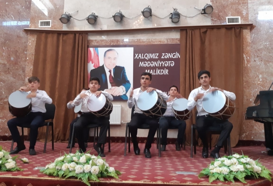 Ümummilli lider Heydər Əliyevin xatirəsinə həsr olunmuş konsert proqramı təqdim edilib
