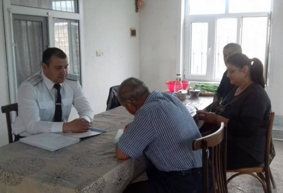 Dövlət Miqrasiya Xidməti Kürdəmirdə əlil vətəndaşlara səyyar xidmət göstərib