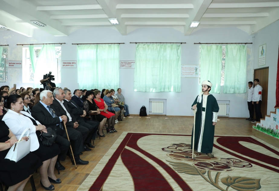 Həqiqət uğrunda mübarizə aparan şair