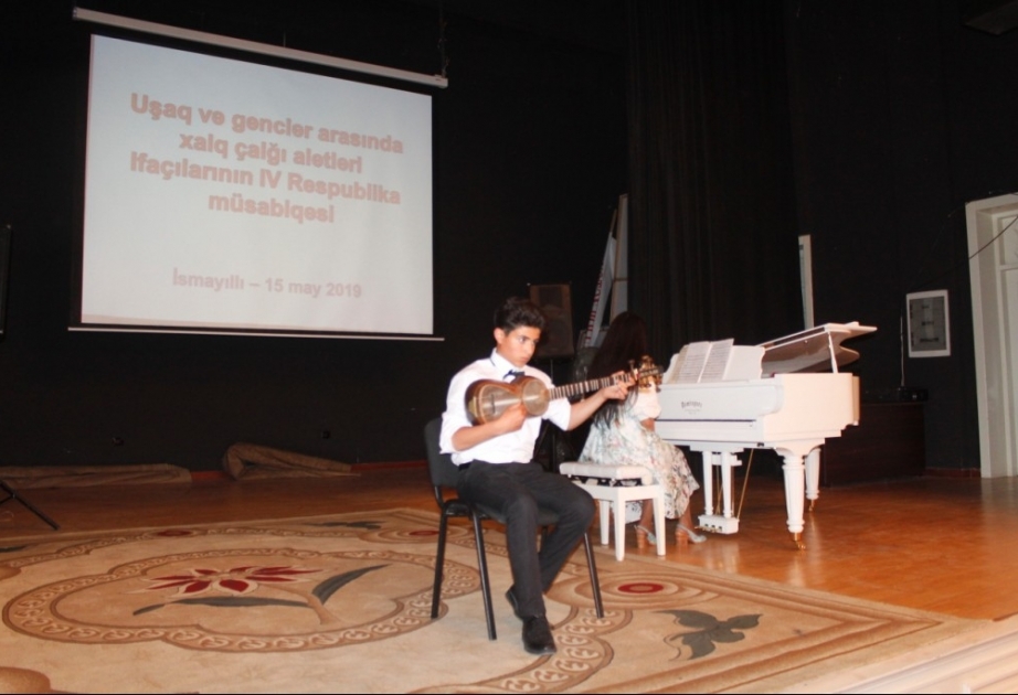 Uşaq və gənclər arasında xalq çalğı alətləri ifaçılarının IV respublika müsabiqəsinə start verilib
