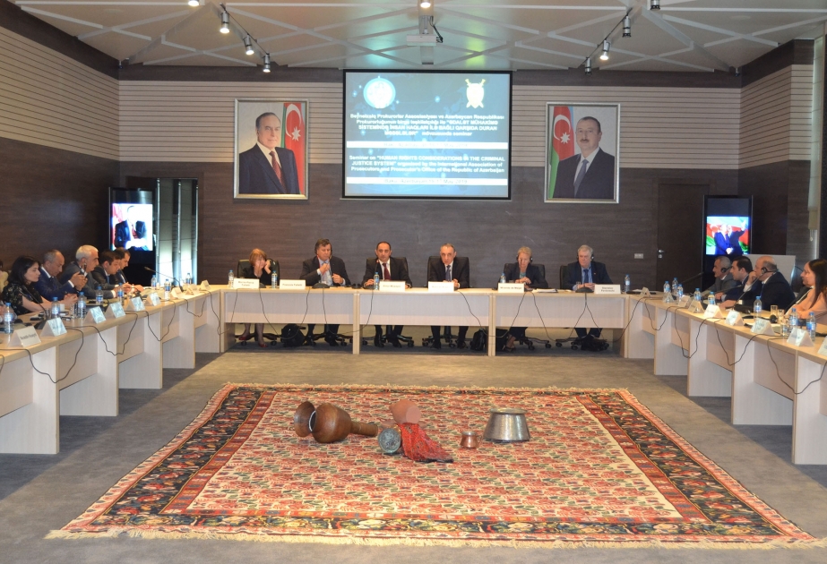 Ədalət mühakiməsi sistemində insan haqlarına dair beynəlxalq seminar başa çatıb