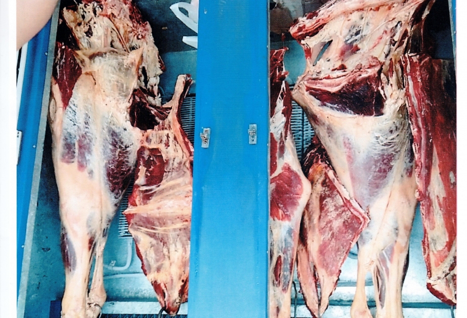 Xudat şəhərində mağazada 100 kiloqram yararsız ət aşkarlanıb