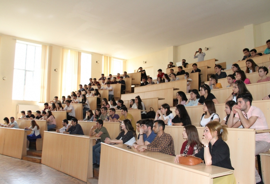 Aqrar Universitetdə “Gəncə-startap” günləri başlayıb