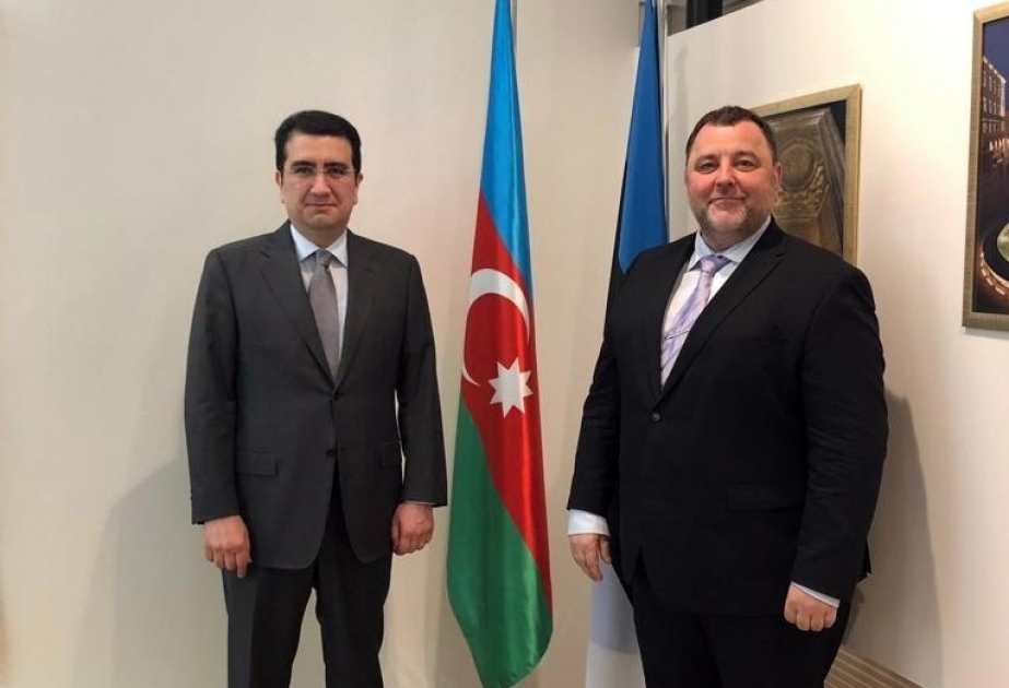 Estonia concede gran importancia a las relaciones con Azerbaiyán