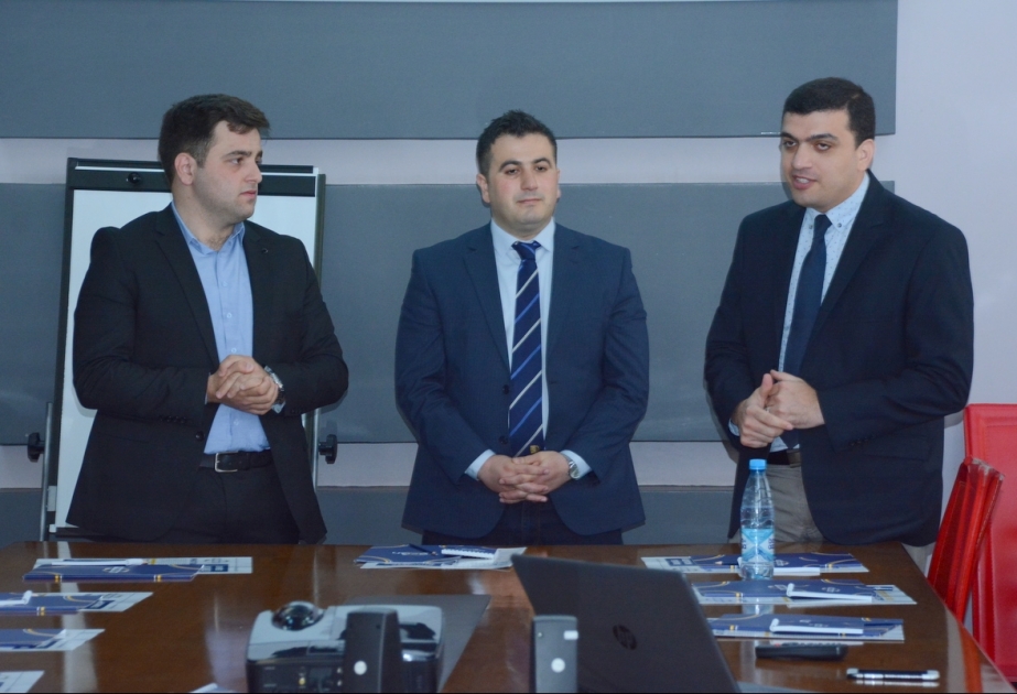 UNEC-də “Qazan” layihəsi barədə informativ sessiya və startap təlimi
